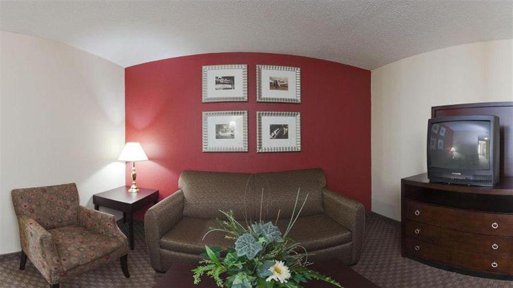 Holiday Inn & Suites Raleigh Cary By Ihg Exteriér fotografie