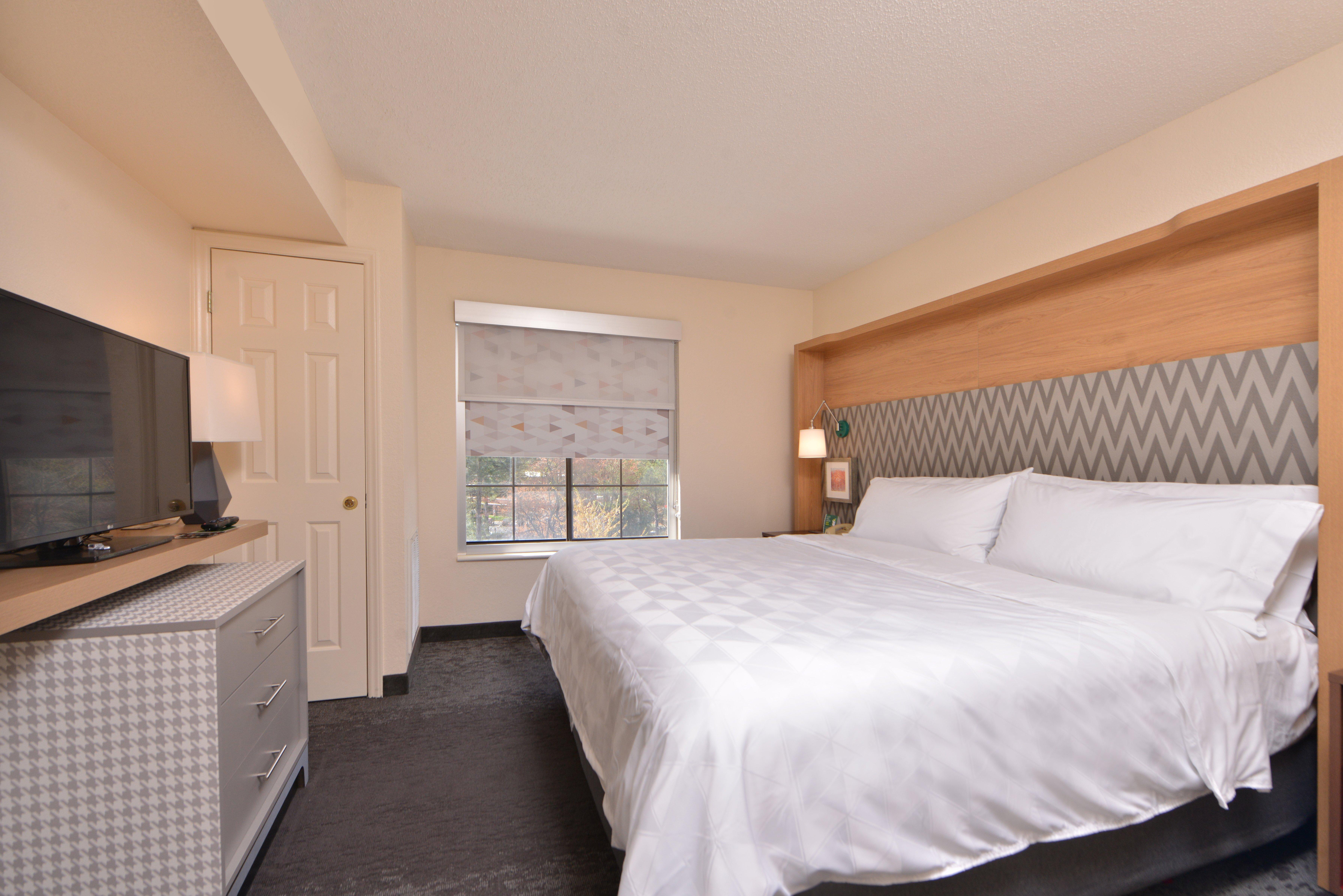 Holiday Inn & Suites Raleigh Cary By Ihg Exteriér fotografie