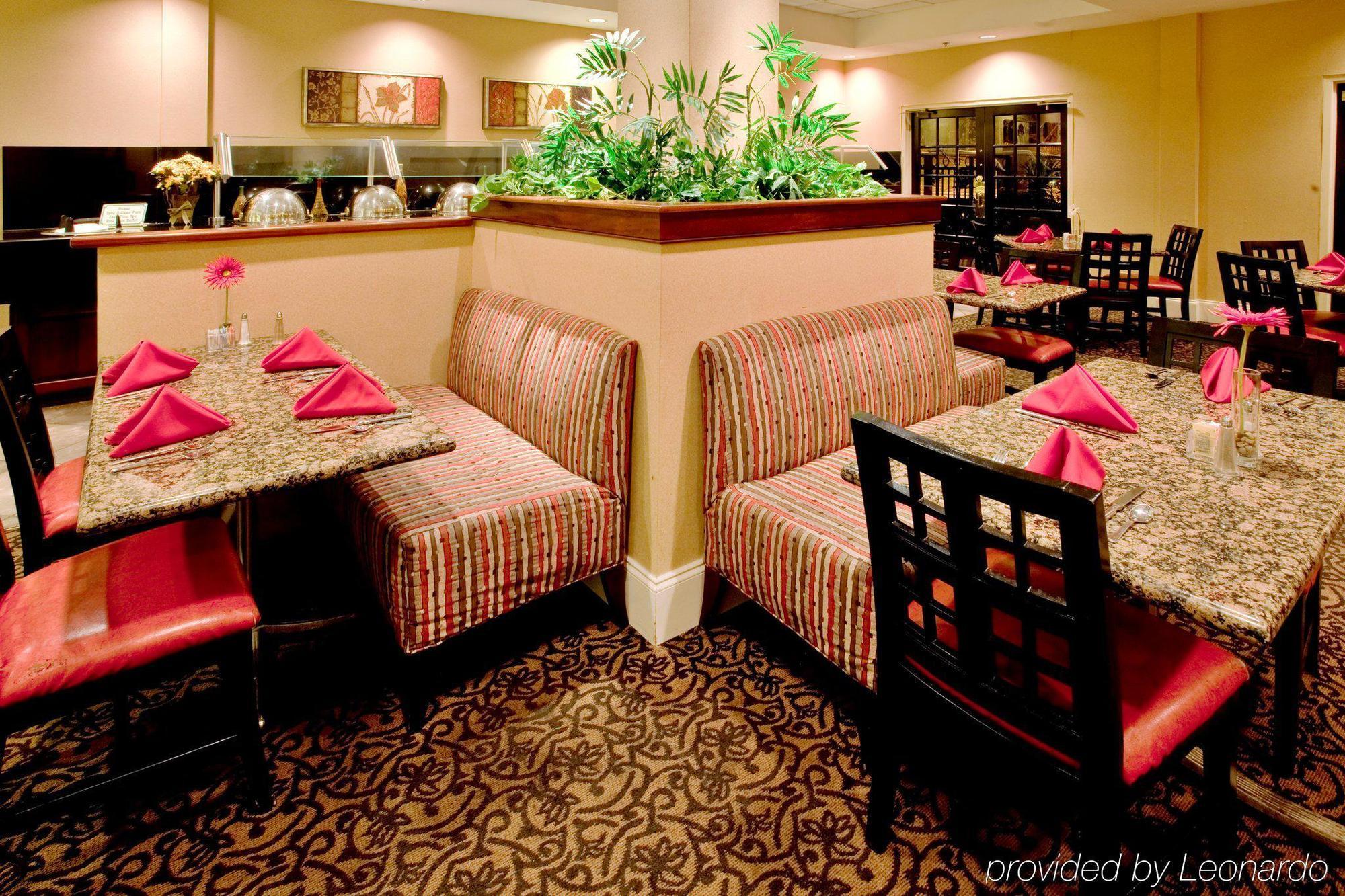 Holiday Inn & Suites Raleigh Cary By Ihg Restaurace fotografie