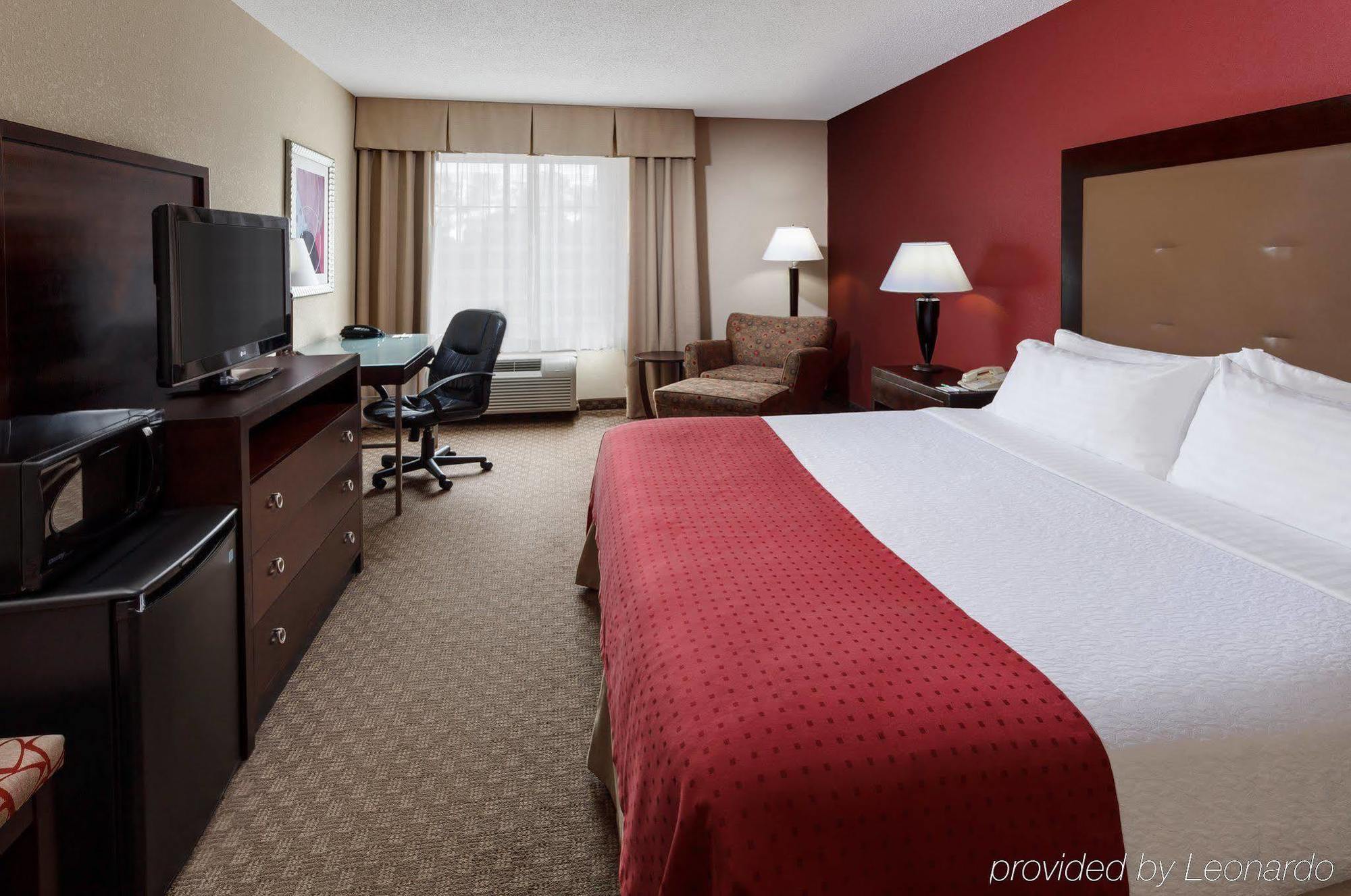 Holiday Inn & Suites Raleigh Cary By Ihg Exteriér fotografie